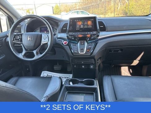 Used 2022 Honda Odyssey Touring image 11