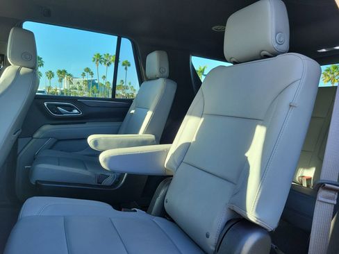 Used 2023 Chevrolet Tahoe Z71 w/ Luxury Package image 13