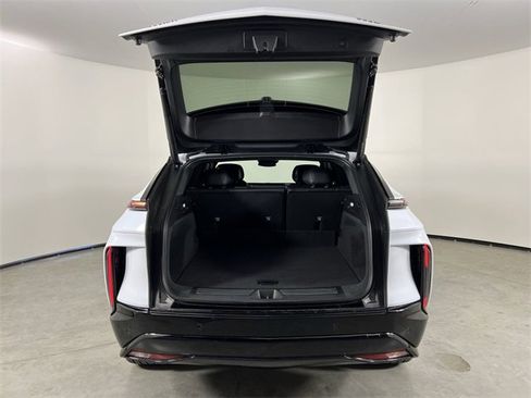 Used 2026 Cadillac Lyriq Sport image 27