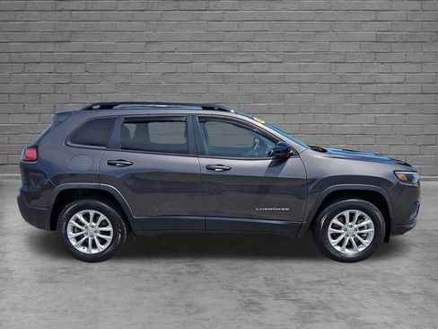 Used 2022 Jeep Cherokee Latitude Lux w/ Sun & Sound Group AWD/4WD image 13