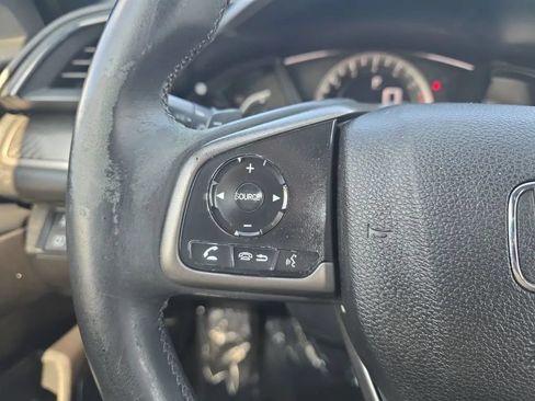 Used 2018 Honda Civic Sport image 18