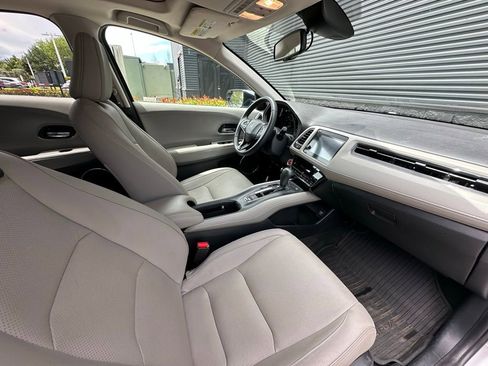 Used 2022 Honda HR-V EX-L image 35