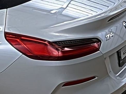 Used 2021 BMW Z4 sDrive30i w/ Convenience Package image 10