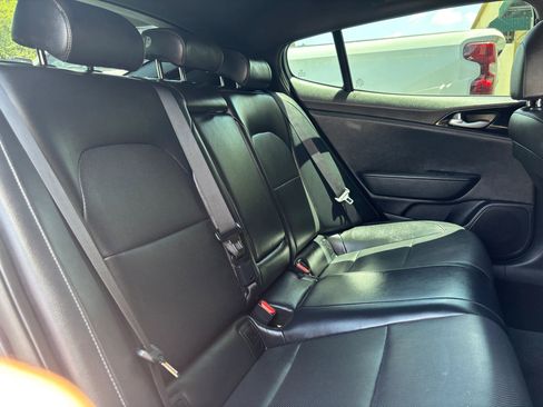Used 2021 Kia Stinger GT-Line image 35