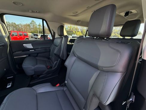 New 2026 Ford Expedition Max Active image 28