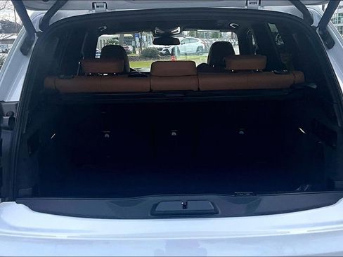 New 2026 BMW X5 xDrive50e image 25