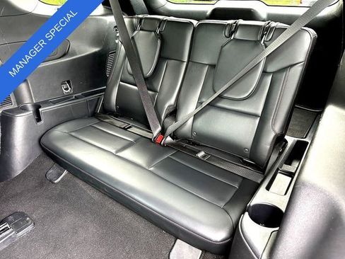 Used 2025 Ford Explorer ST-Line AWD/4WD image 19