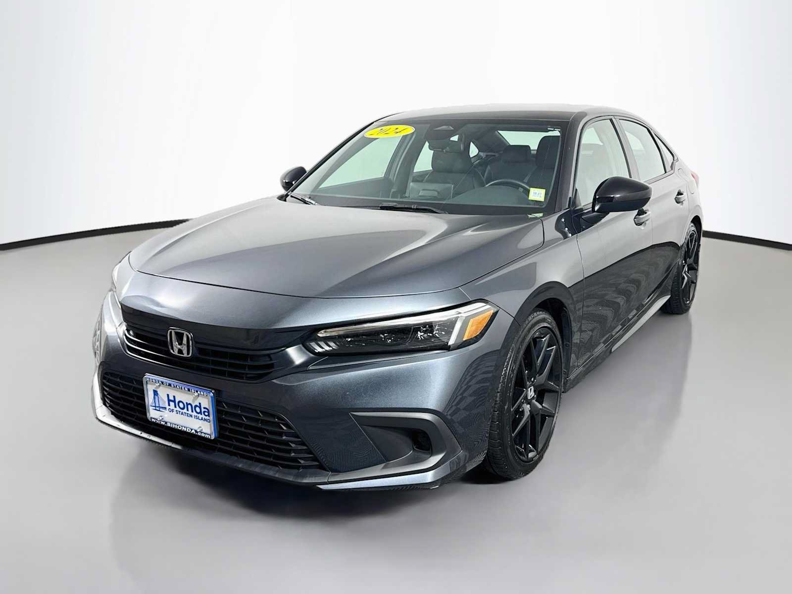 Used 2024 Honda Civic Sport image 3