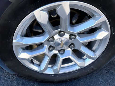 Used 2022 Chevrolet Silverado 1500 LT image 7