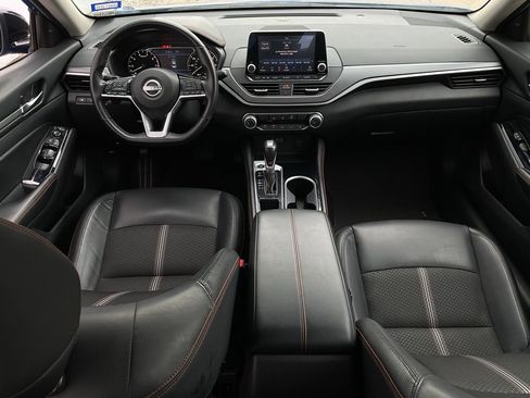 Used 2025 Nissan Altima 2.5 SR image 19