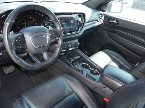 Used 2025 Dodge Durango GT AWD/4WD image 16