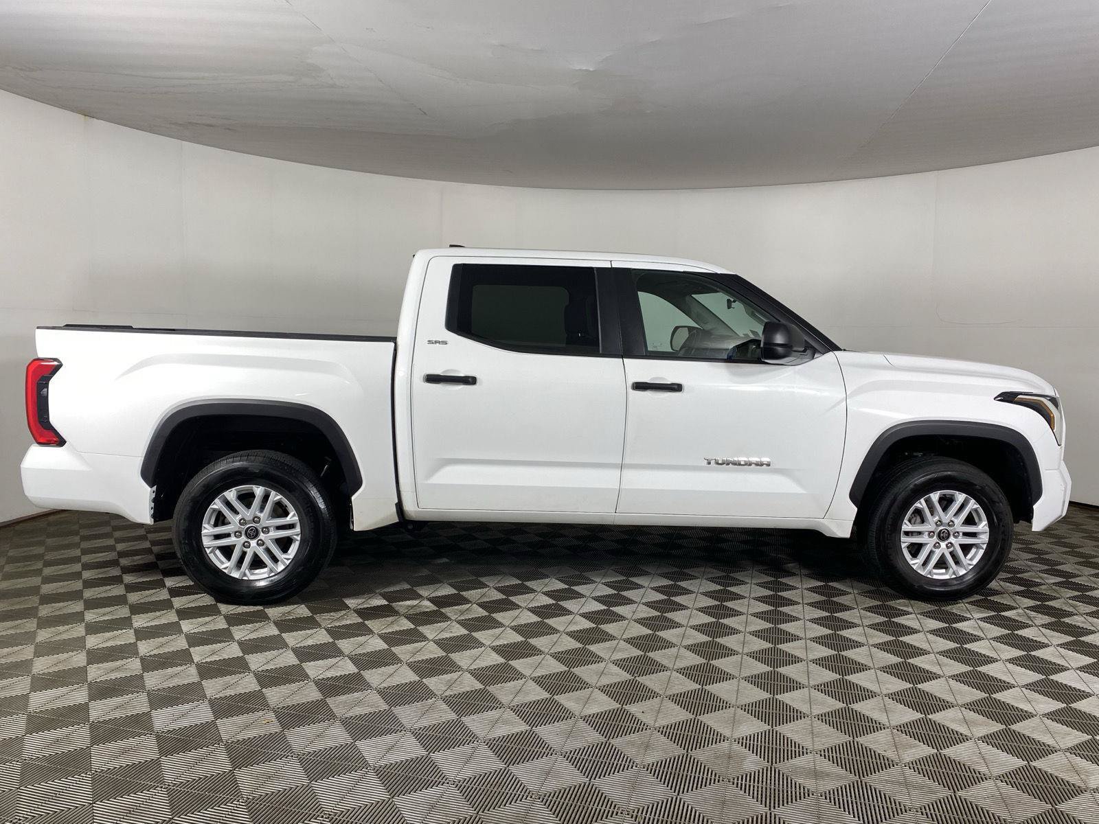 Used 2024 Toyota Tundra SR5 AWD/4WD image 7