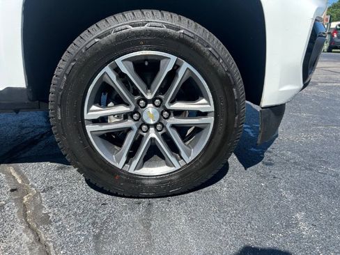 Used 2021 Chevrolet Colorado W/T w/ Custom Special Edition AWD/4WD image 22