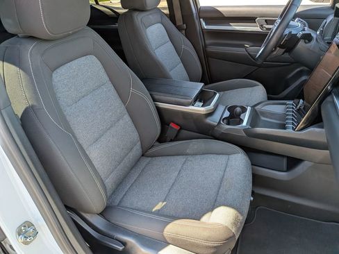 Used 2025 GMC Terrain Elevation AWD/4WD image 30