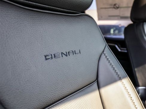 New 2026 GMC Sierra 3500 Denali w/ Denali Reserve Package image 19