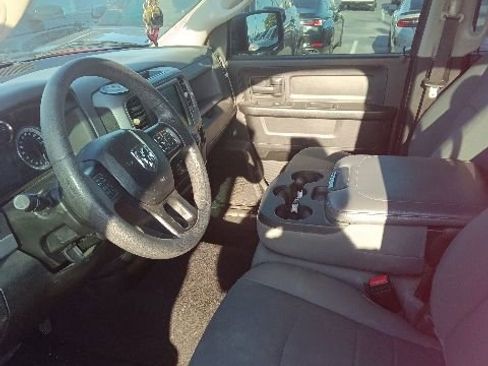 Used 2020 RAM 1500 Tradesman w/ Chrome Plus Package RWD image 10
