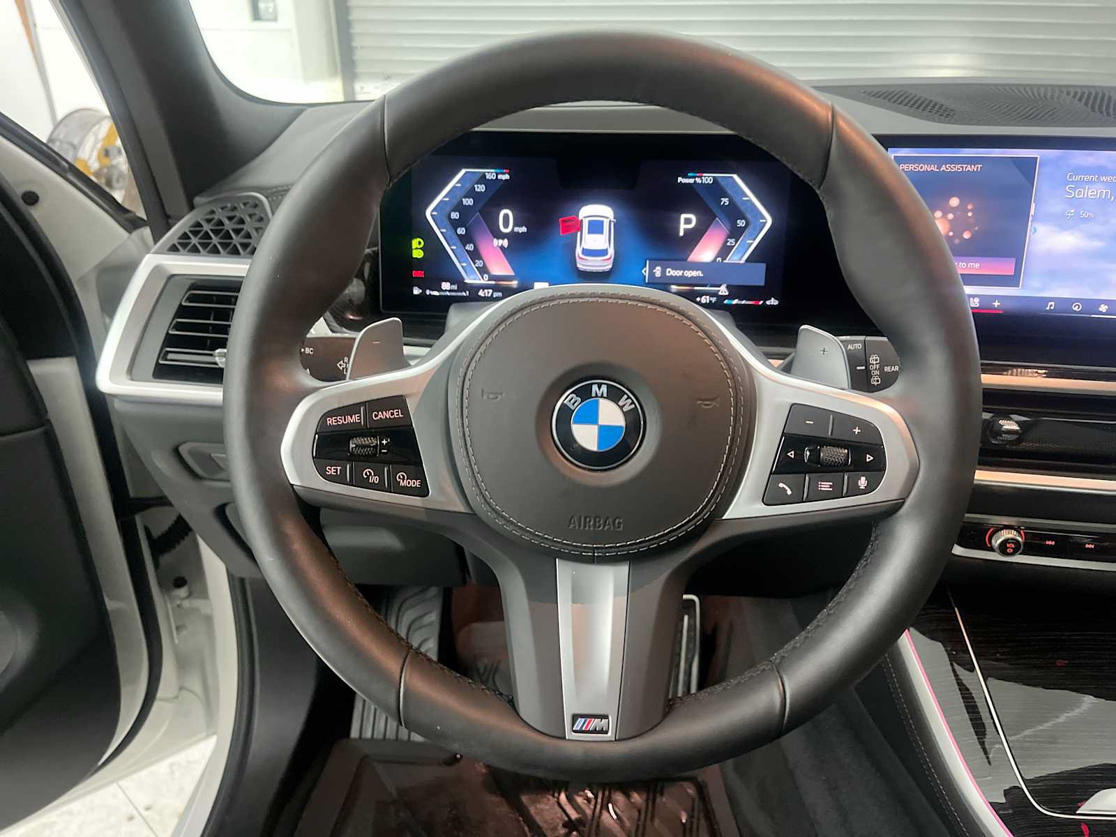 Used 2025 BMW X5 xDrive40i w/ M Sport Package AWD/4WD image 17
