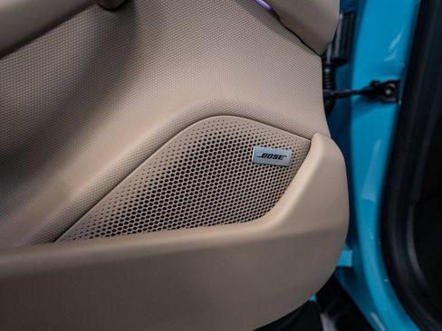 Used 2021 Porsche Taycan image 47