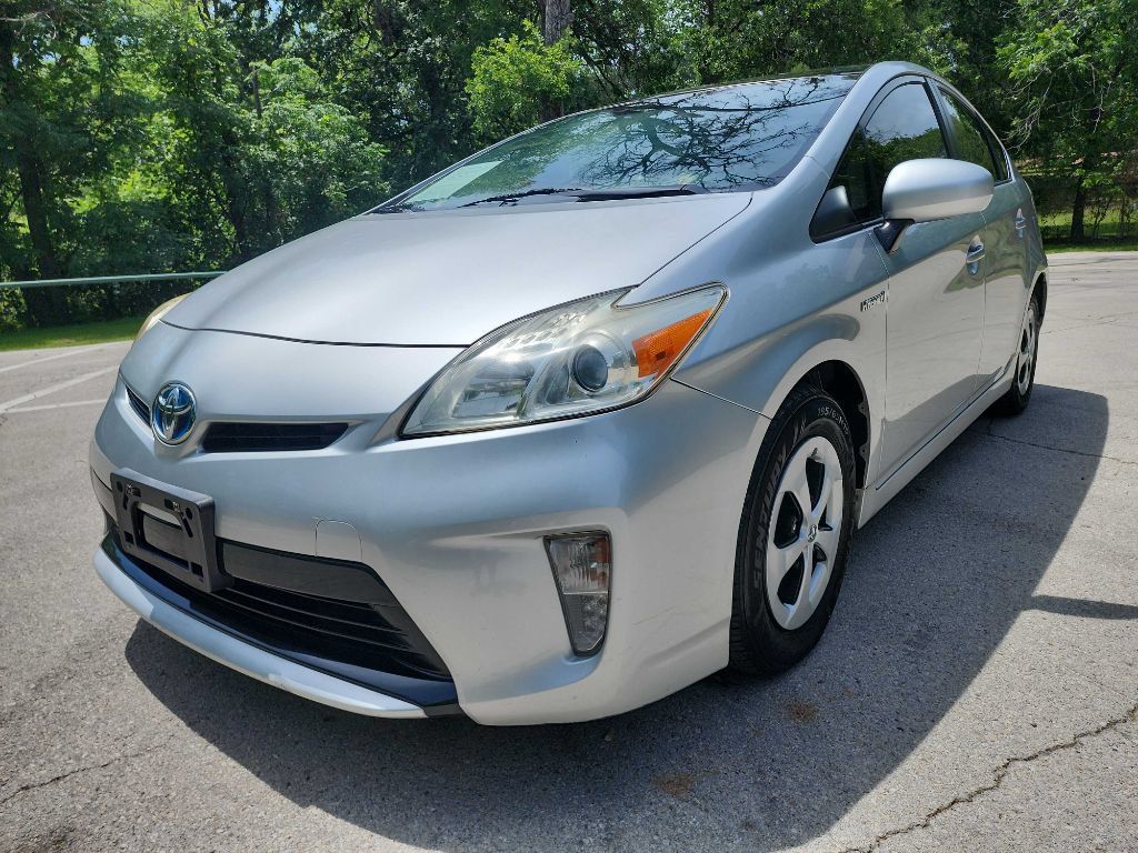 Used 2012 Toyota Prius Three w/ Solar Roof Pkg FWD image 4