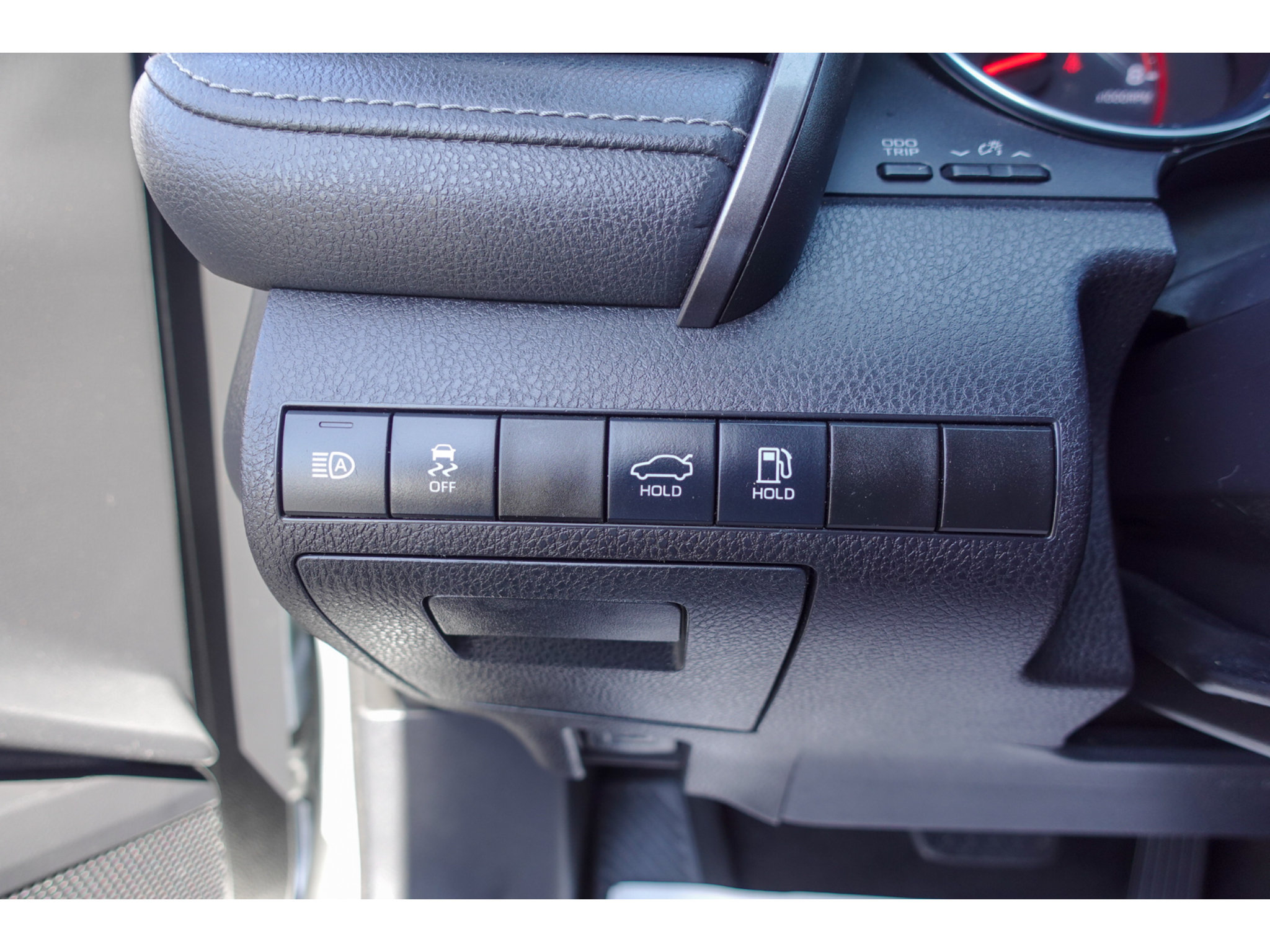 Used 2020 Toyota Camry XSE FWD image 12