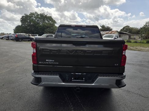 Used 2023 Chevrolet Silverado 1500 LT AWD/4WD image 7