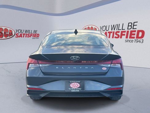 Certified 2023 Hyundai Elantra SEL image 7