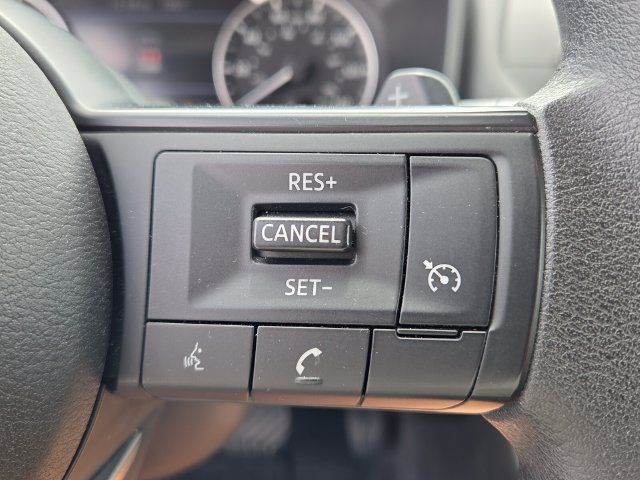 Used 2024 Nissan Rogue S AWD/4WD image 26