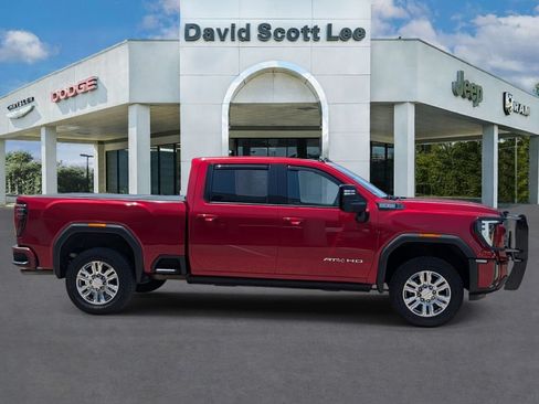 Used 2024 GMC Sierra 2500 AT4 w/ AT4 Premium Plus Package AWD/4WD image 5