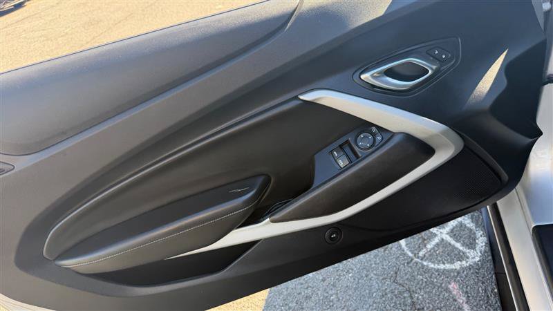 Used 2019 Chevrolet Camaro LT RWD image 18