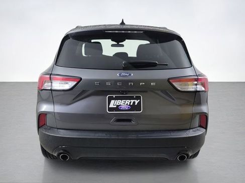 Certified 2022 Ford Escape SE w/ SE Sport Appearance Package FWD image 4
