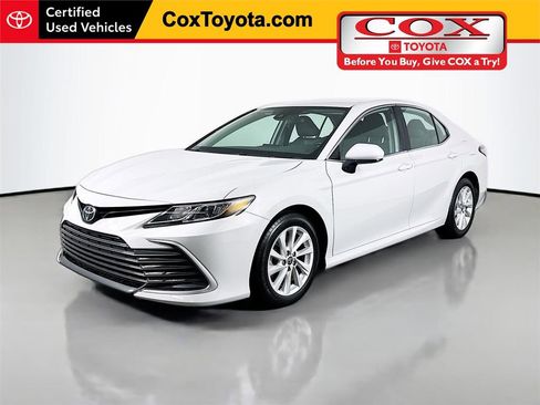 Certified 2023 Toyota Camry LE FWD image 1