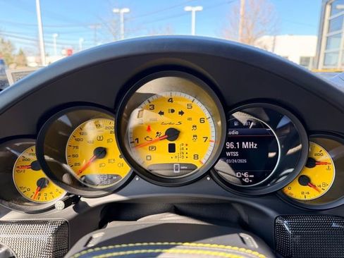 Used 2015 Porsche 911 Turbo S image 20