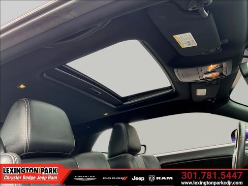 Used 2014 Dodge Challenger R/T RWD image 26