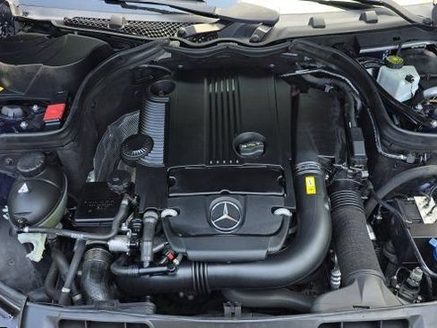 Used 2014 Mercedes-Benz C 250 Coupe image 36