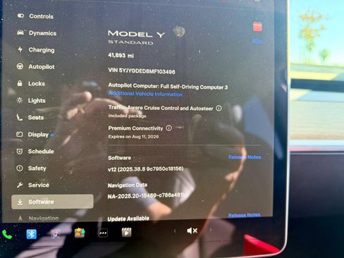 Used 2021 Tesla Model Y 2WD image 42