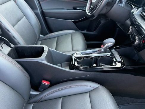 Certified 2025 Chevrolet Trax RS w/ Driver Confidence Package FWD image 13