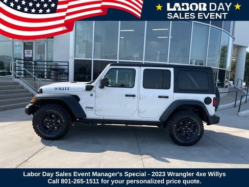 Used 2023 Jeep Wrangler Unlimited w/ Cold Weather Group AWD/4WD image 2