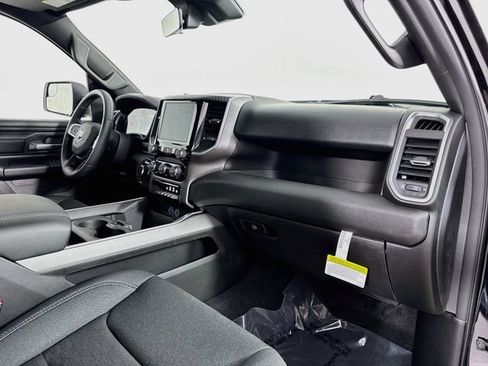 New 2026 RAM 1500 Express AWD/4WD image 26