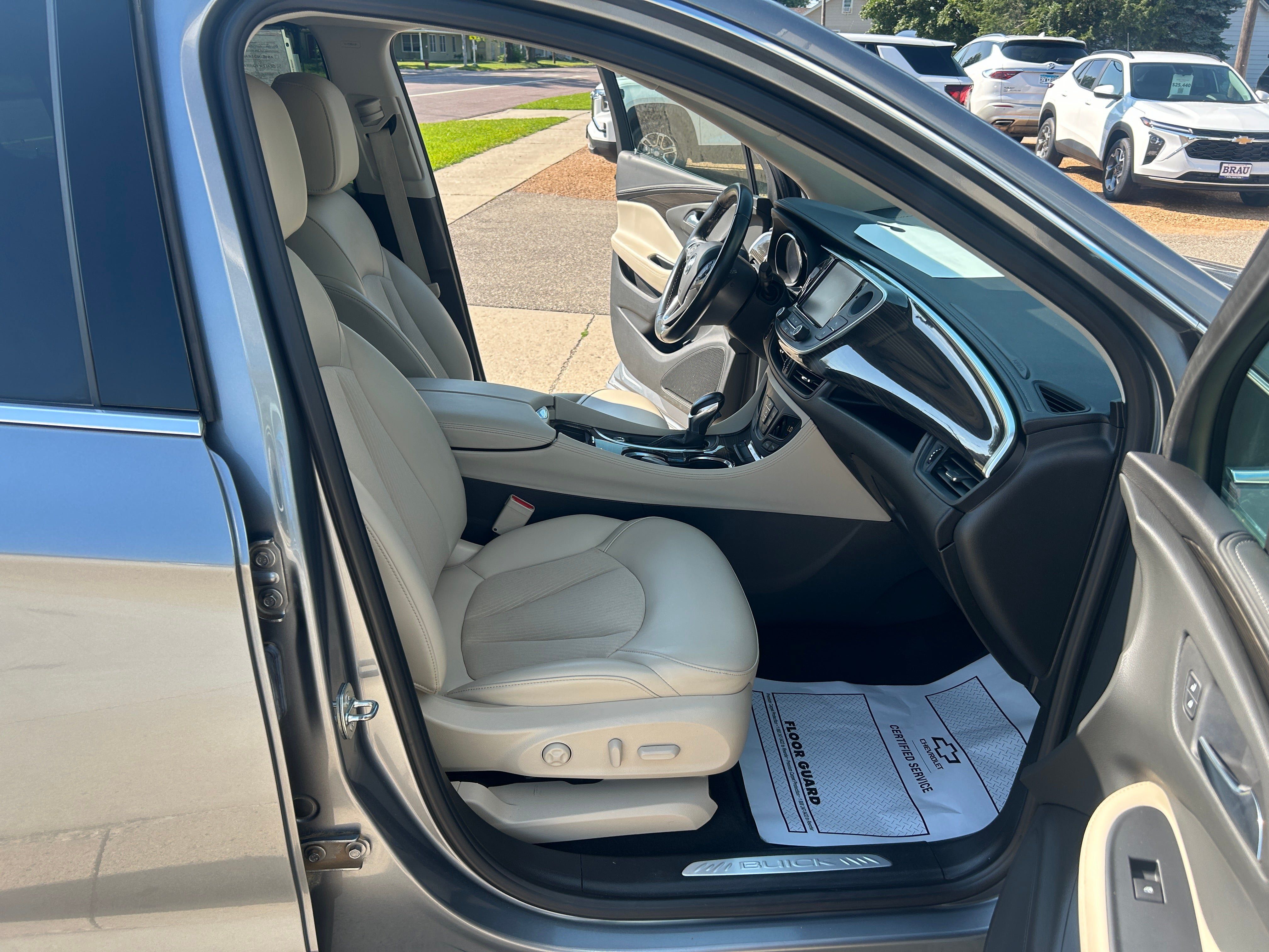 Used 2020 Buick Envision Preferred AWD/4WD image 28