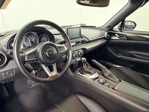 Used 2017 MAZDA MX-5 Miata RF Grand Touring image 15