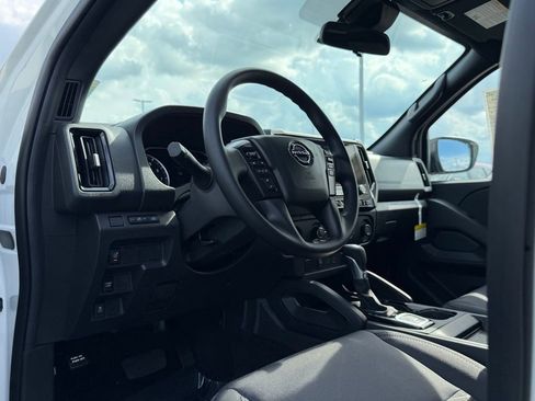 New 2026 Nissan Frontier SV w/ Tow Package AWD/4WD image 10