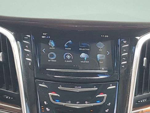 Used 2019 Cadillac Escalade Luxury AWD/4WD image 14