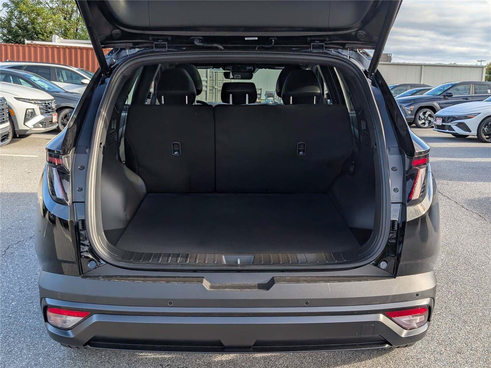 New 2026 Hyundai Tucson Limited AWD/4WD image 11