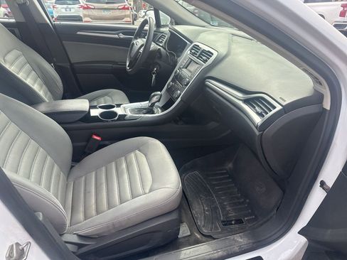 Used 2014 Ford Fusion S image 29