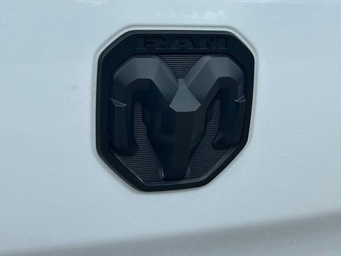 Used 2023 RAM 1500 Laramie RWD image 23
