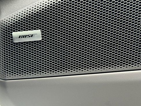Certified 2026 Porsche Macan 4 Electric AWD/4WD image 21