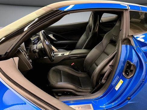 Used 2016 Chevrolet Corvette Stingray Coupe w/ 2LT Preferred Equipment Group image 21