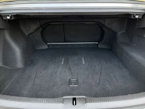 Used 2025 Toyota Crown XLE image 31