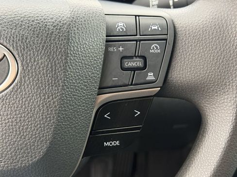 Used 2025 Toyota Camry LE FWD image 23