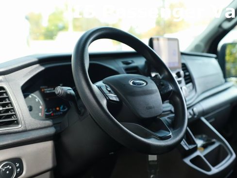 Used 2023 Ford Transit 350 XLT image 12